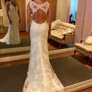 Maggie Sottero wedding dress